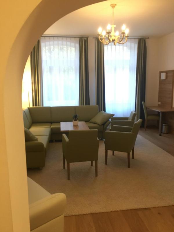 Deluxe Junior Suite image 4