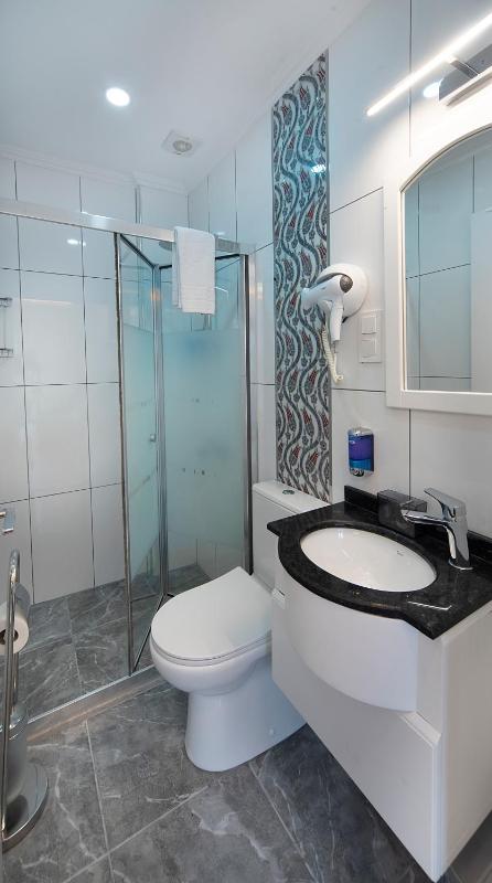Lika Hotel - image 7