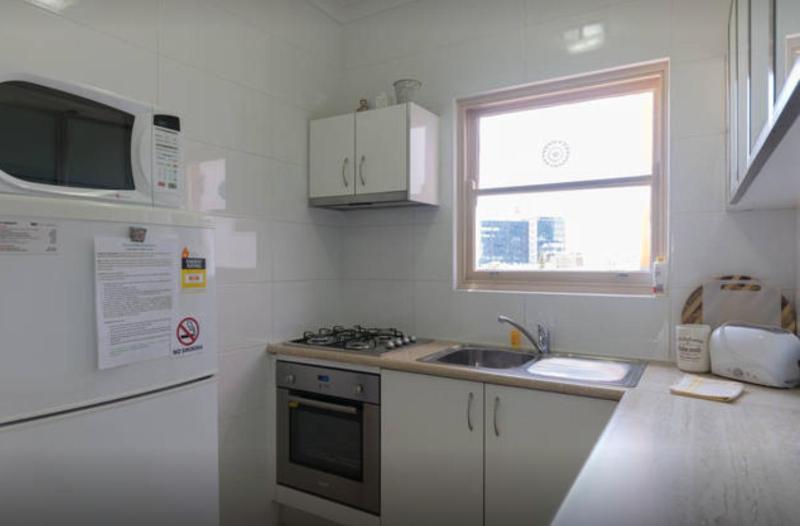 M102 West Perth Studio Apartment near Kings Park - image 2