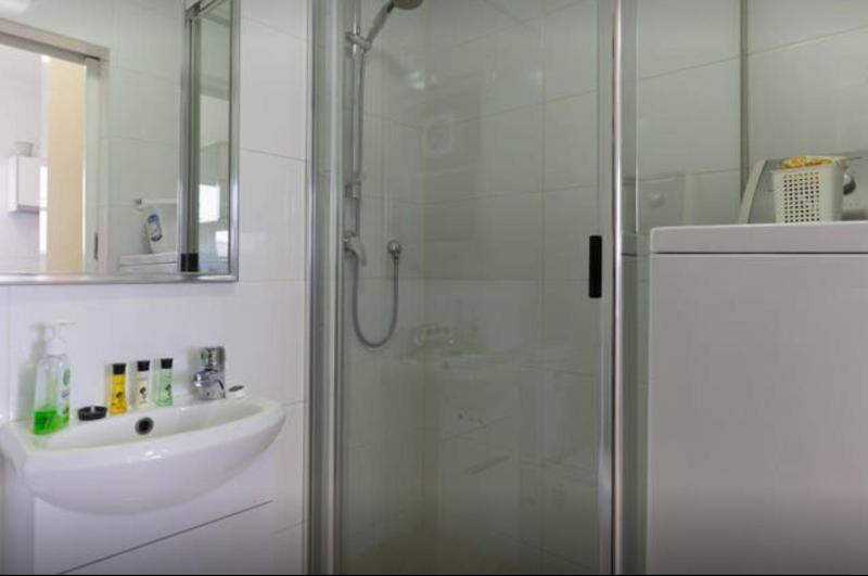M102 West Perth Studio Apartment near Kings Park - image 12