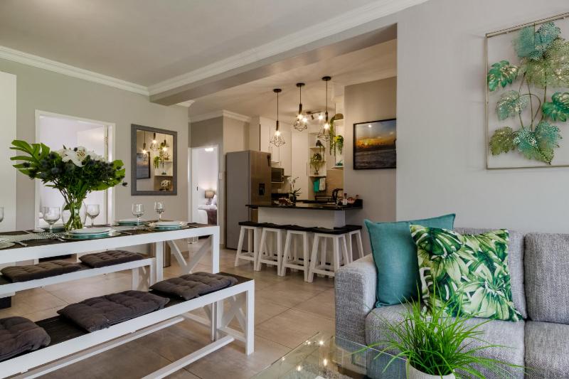 3-Bedroom Apartment on the Estuary Images