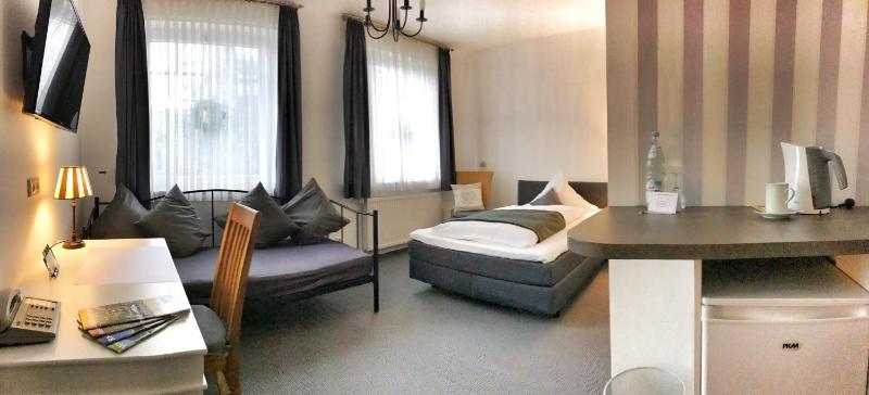 Single Room image 1