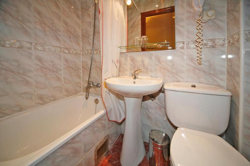 Hostal Prim - image 15