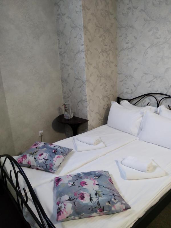 Small Double Room with Balcony image 1