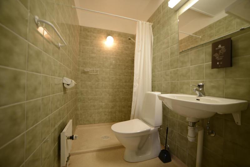 Economy Double Room image 2