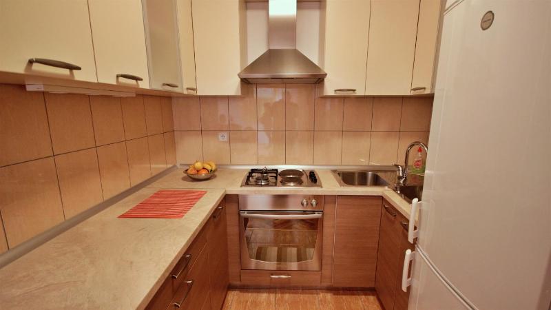 Apartment Jen - image 28
