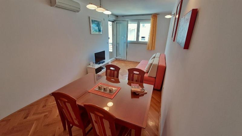 Apartment Jen - image 21
