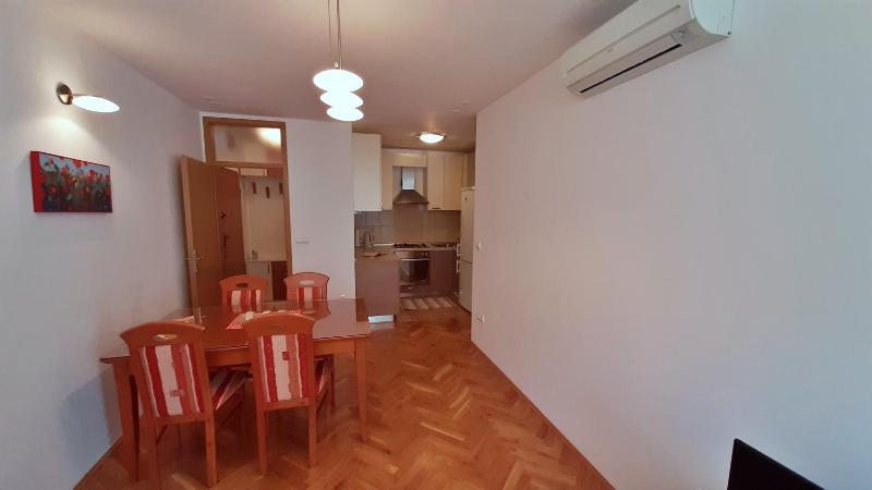 Apartment Jen - image 36