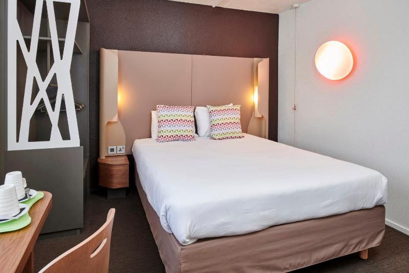 Canal Side Double Room image 1