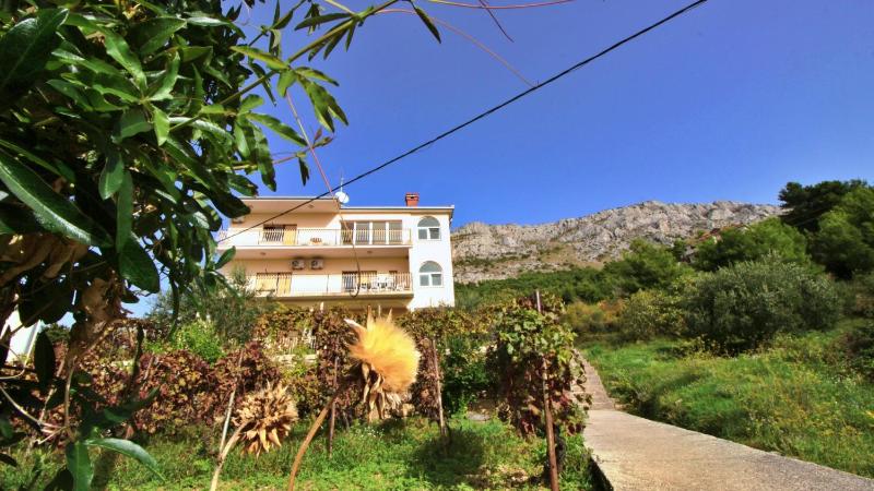 Apartments Nemira - image 1