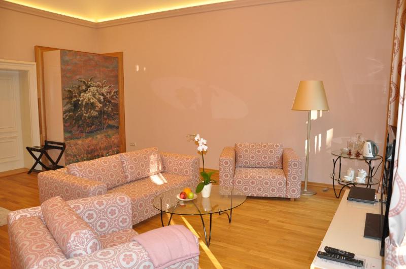 Luxury Double Room image 4