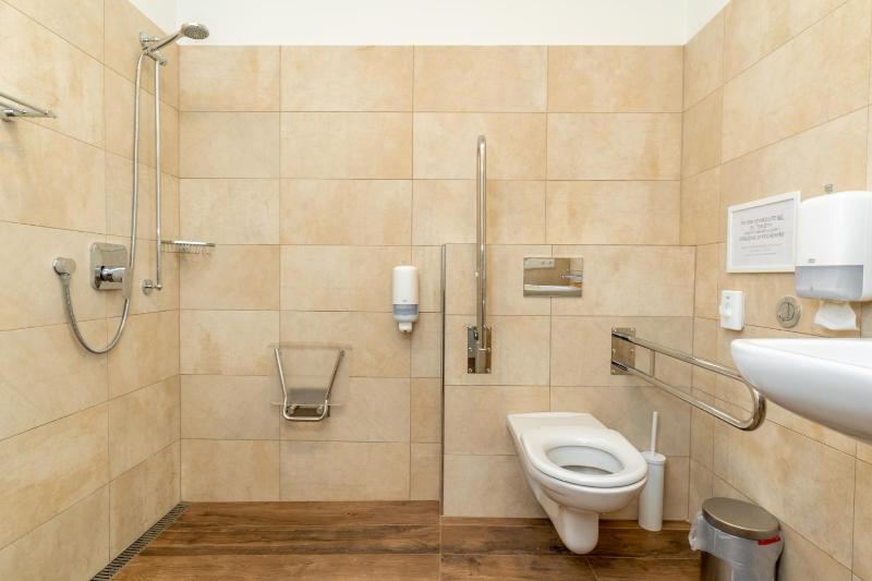 Double Room - Disability Access image 2