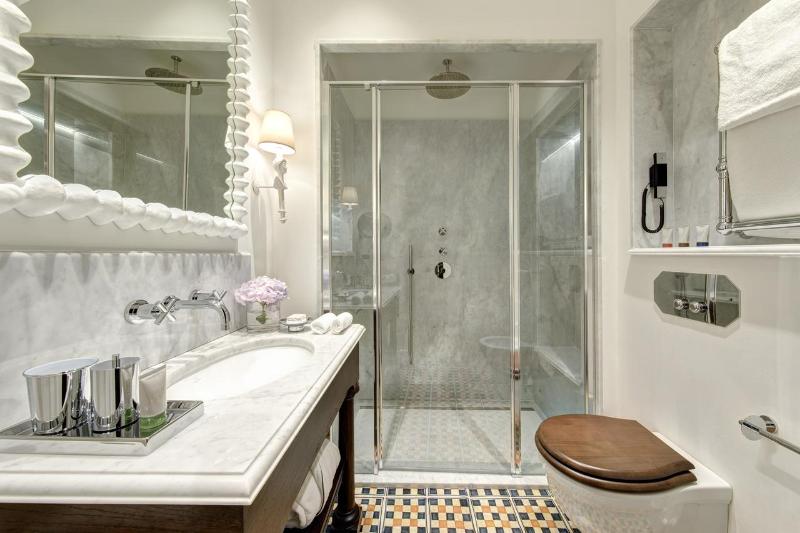 Superior Double Room image 2