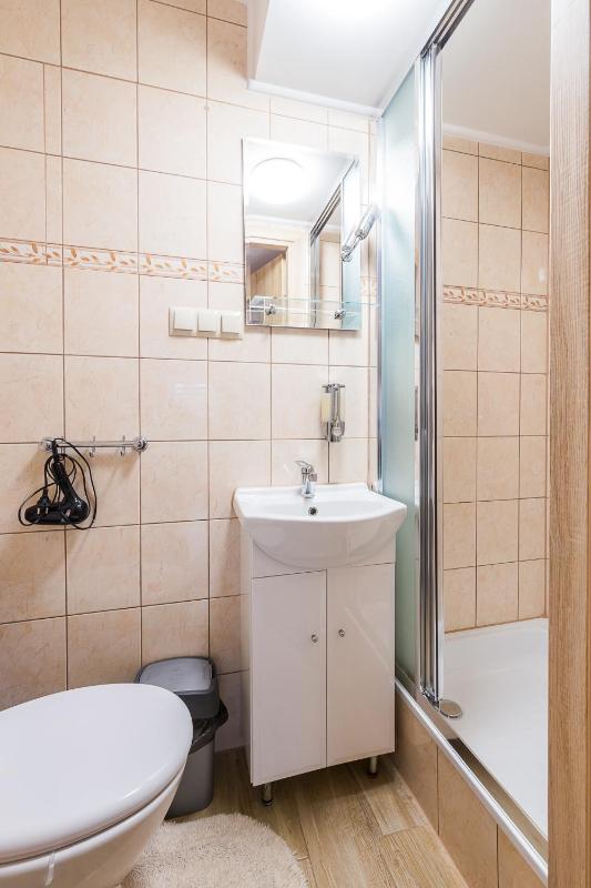 One-Bedroom Apartment image 1