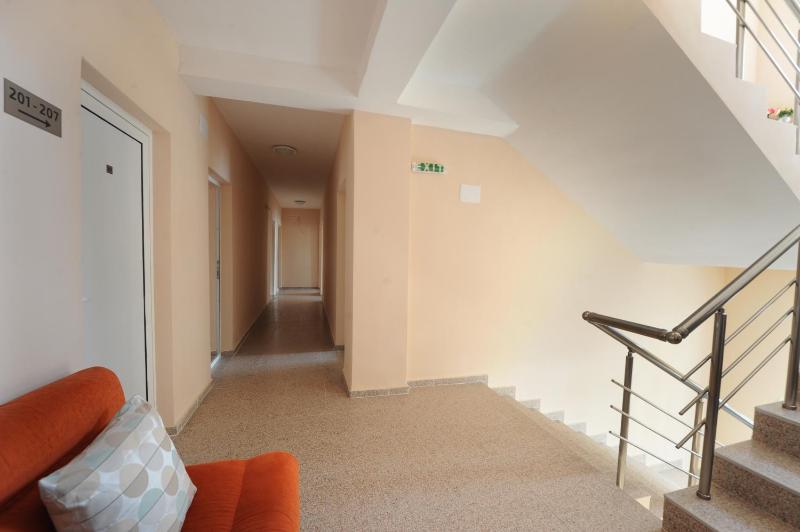 Best Rest Guest Rooms - image 7