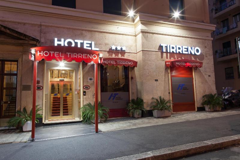 Hotel Tirreno - image 1