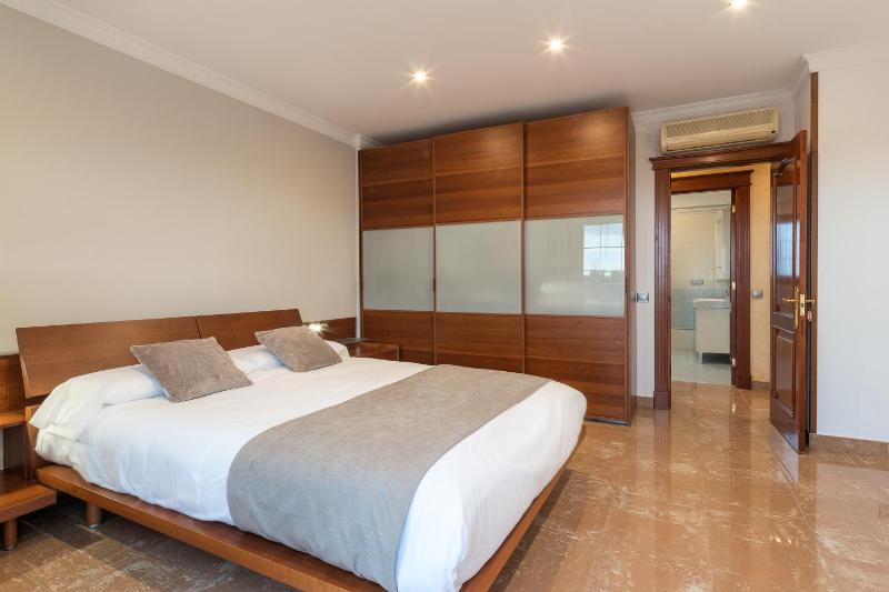 Villa Dalara Maspalomas Private Pool and Jacuzzi - image 34