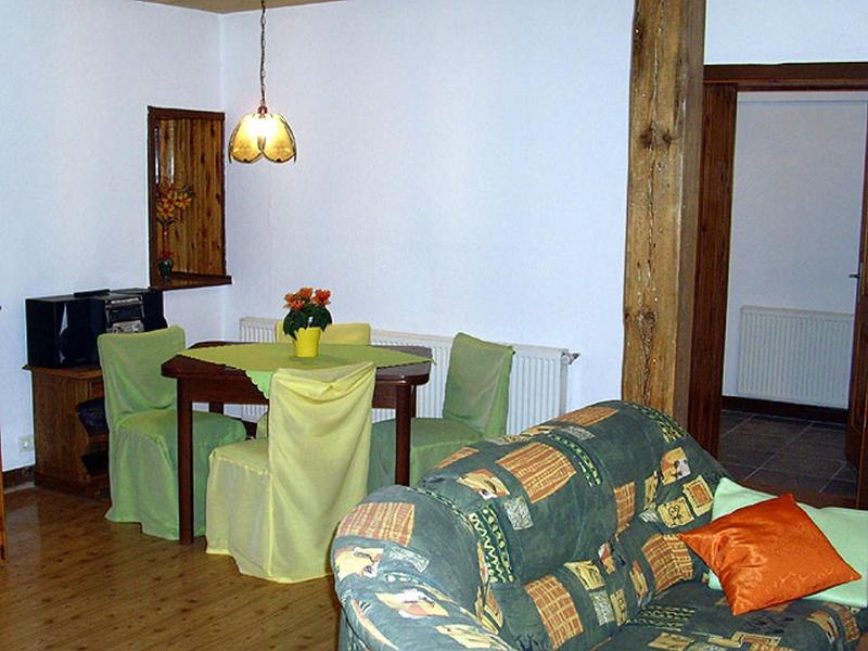 Three-Bedroom House image 2