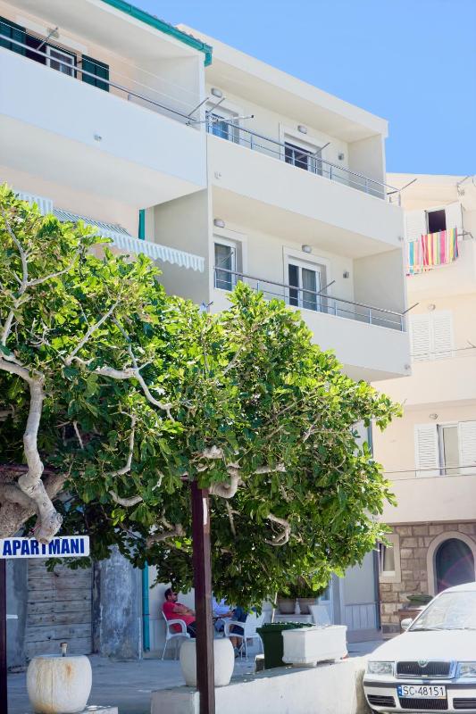 Apartman More&Maslina - image 13