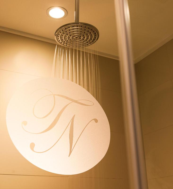 Signature Luxury Suite image 2