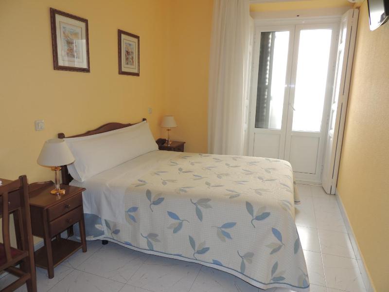 Hostal Gonzalo - image 12