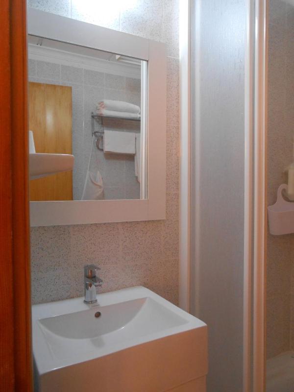 Standard Double Room with Fan image 2