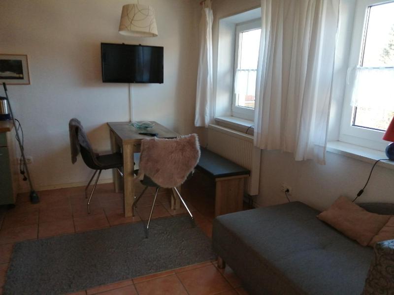 One-Bedroom Apartment image 1
