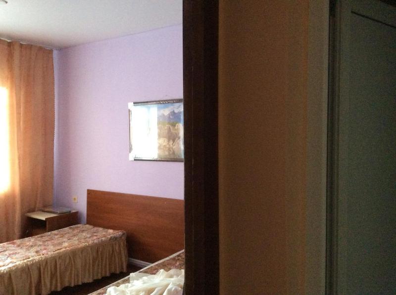 Standard Quadruple Room image 1