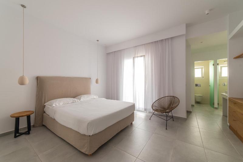 Superior Double Room image 2