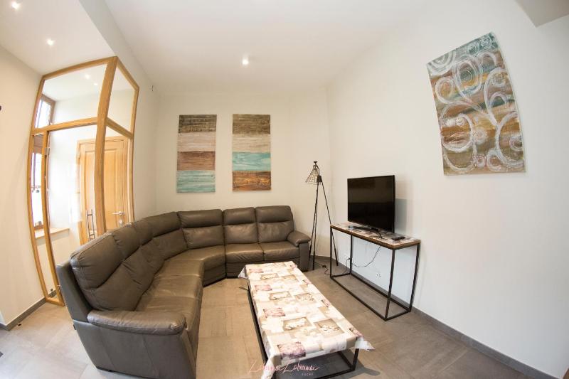 Three-Bedroom House du Fournil image 3