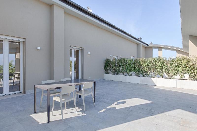Homingarda Apartments Pool & Garden Near Lake Garda and Center - image 43