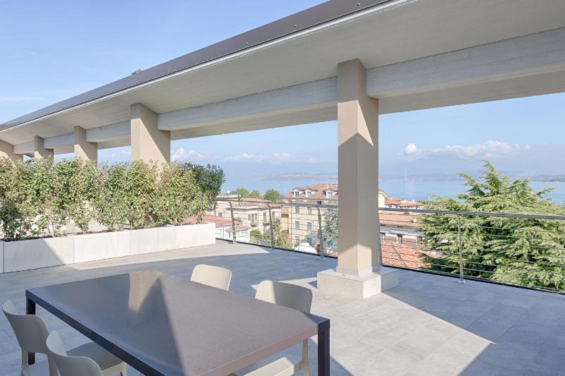Homingarda Apartments Pool & Garden Near Lake Garda and Center - image 39