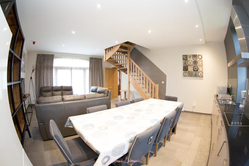 Four-Bedroom House de l'Etable image 4