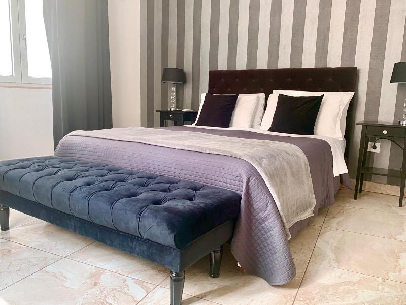 Superior Queen Room image 1