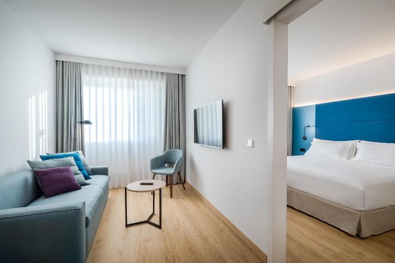 Premium Double Room (2 Adults) image 2