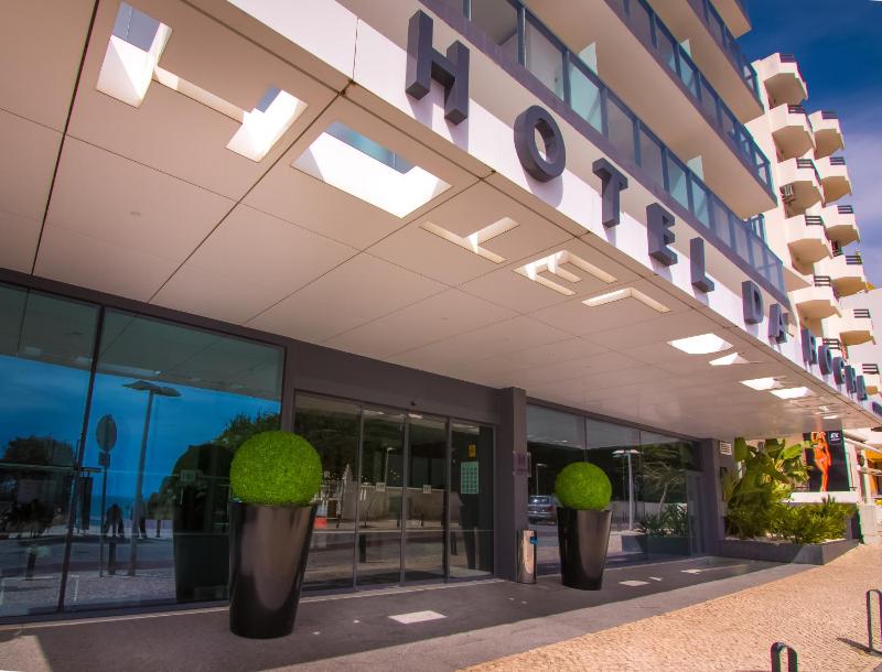 RR Hotel da Rocha - image 41