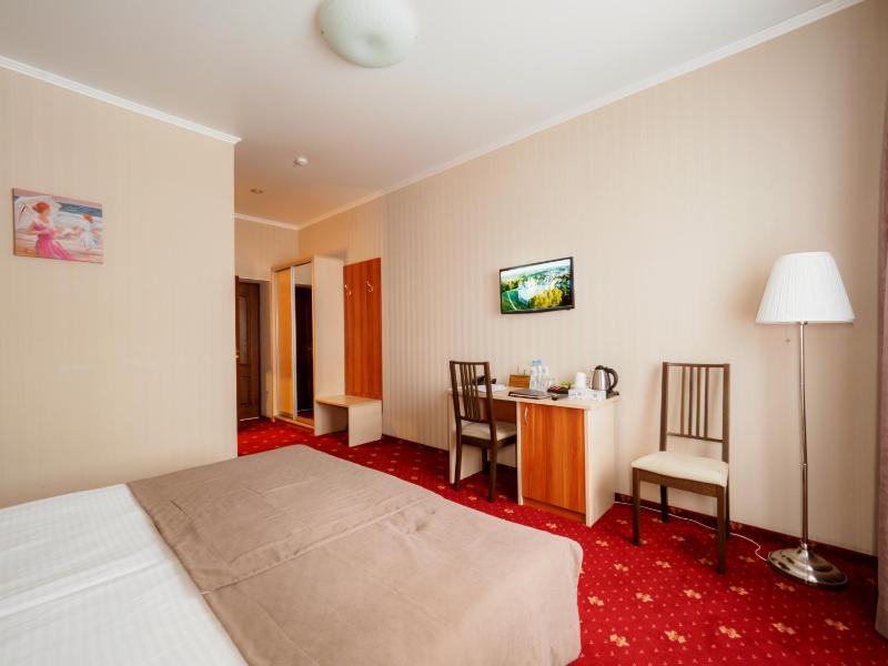 Comfort Double or Twin Room image 2