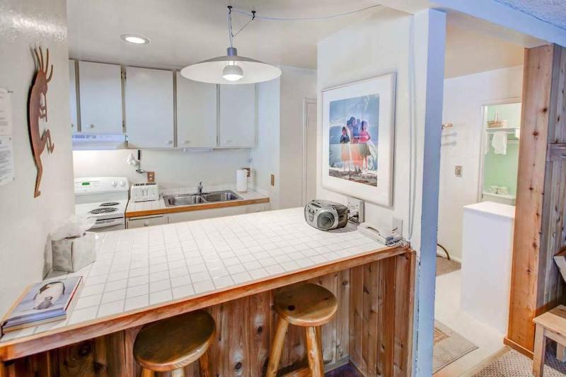 Studio Apartment image 3