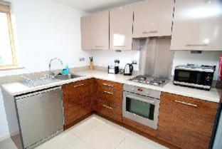 Room #36205111 image 3