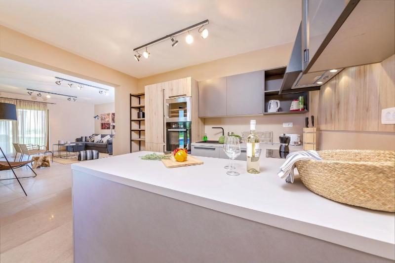 Four-Bedroom Villa image 2