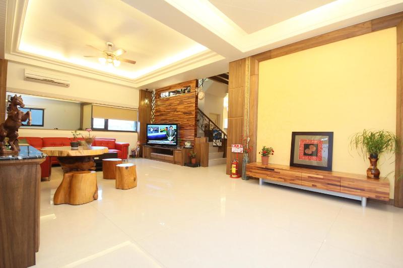 Weiden House - image 33