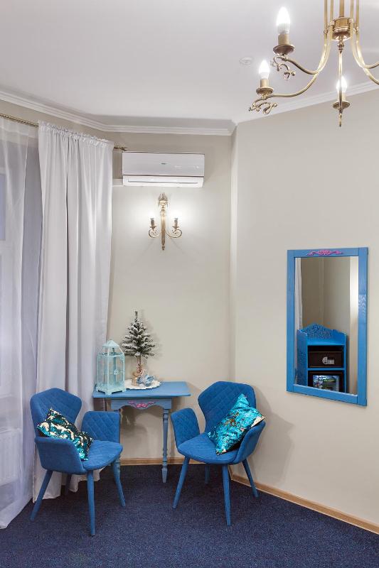 Standard Queen Room image 1