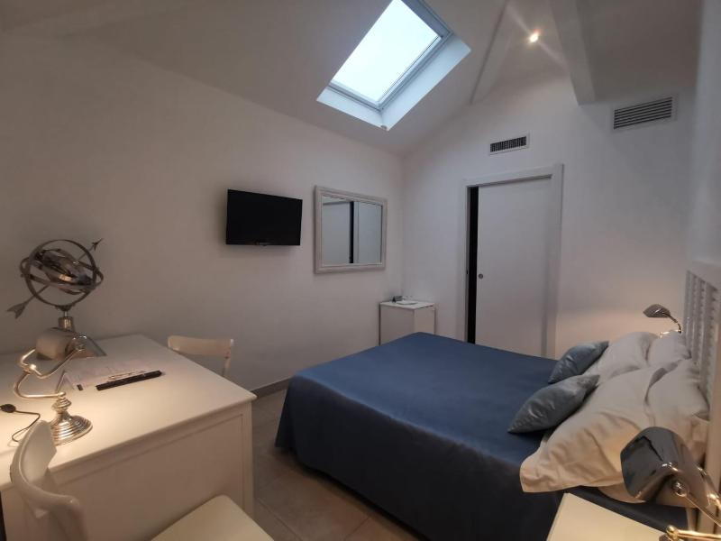 Double or Twin Room with Shower image 4