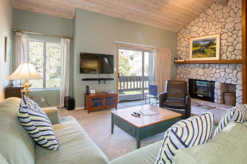 Three-Bedroom Apartment image 1