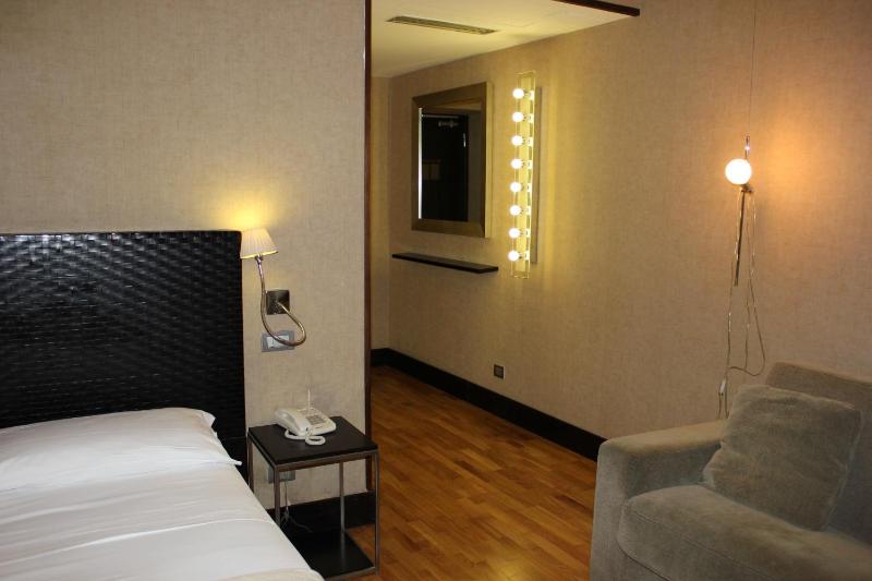 Triple Room image 1