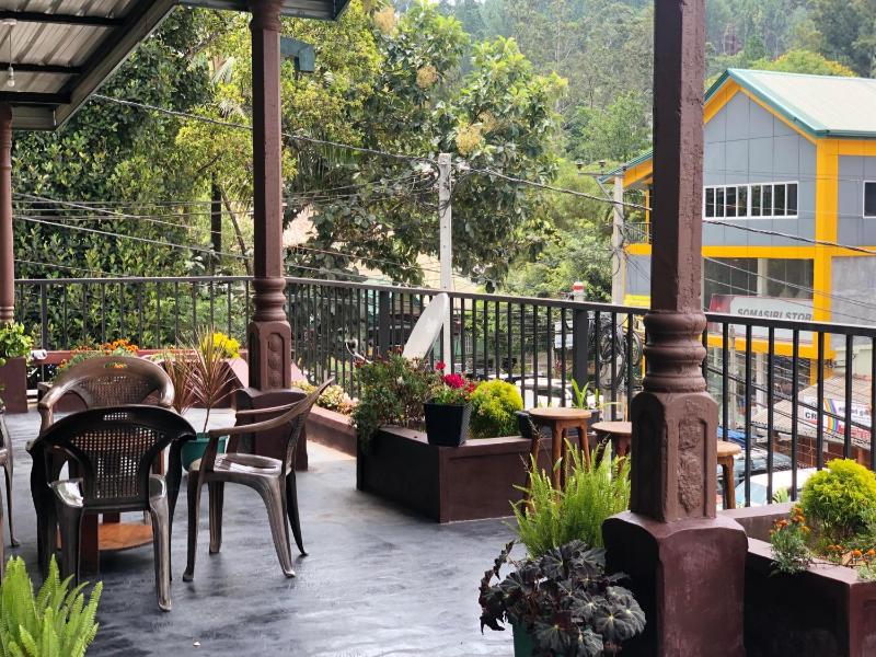 Jade Green Rest Inn - image 8