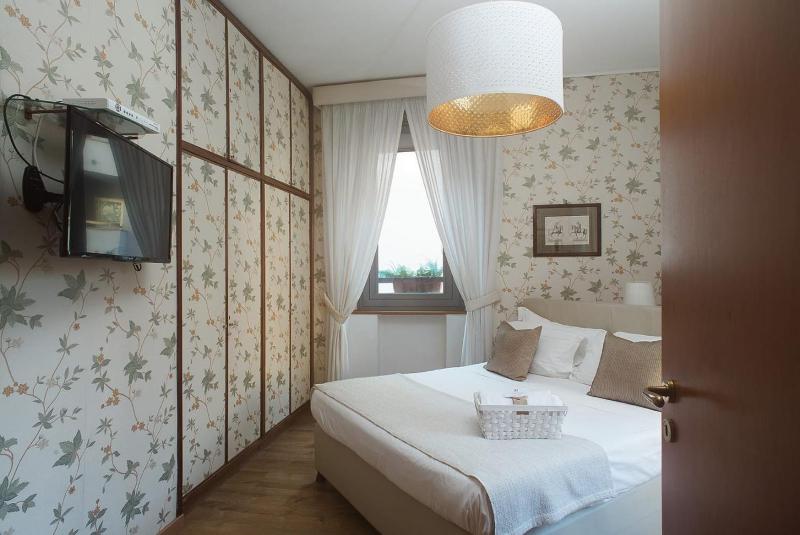 Studio Apartment image 3