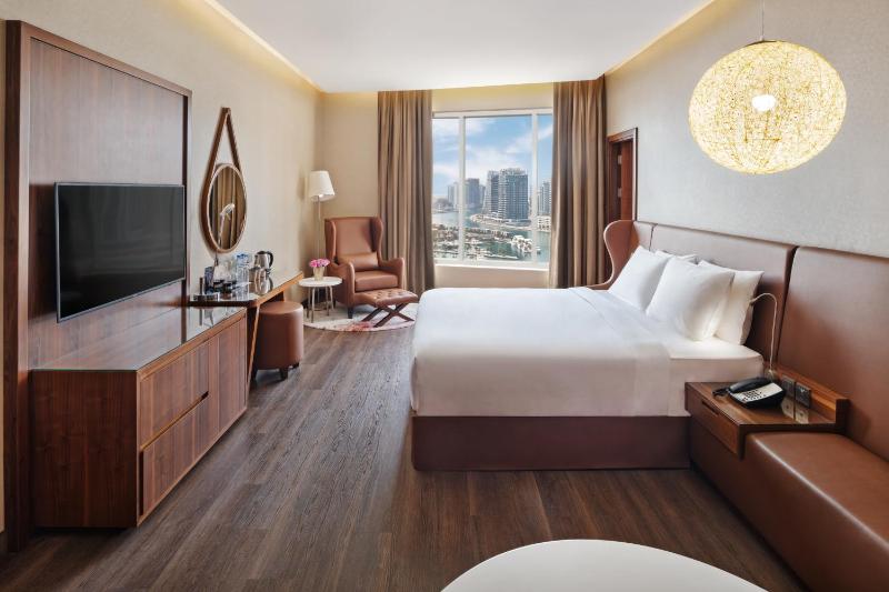 Executive Room - Canal View with Lounge Access image 1