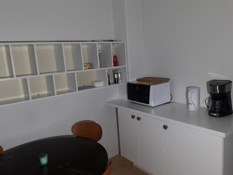 Family Room with Shared Bathroom image 3