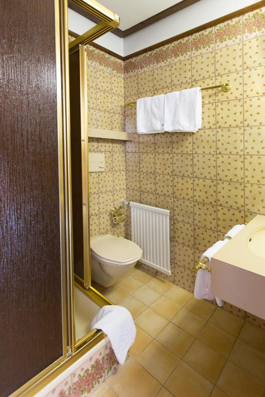 Double Room image 3